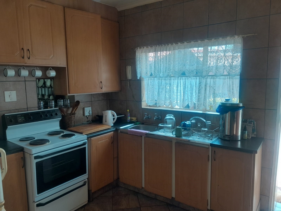 3 Bedroom Property for Sale in Oos Einde North West